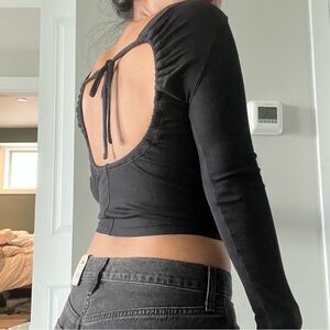 Lululemon open back long sleeve top